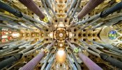 00-The-ceiling-of-the-Sagrada-Família.jpeg
